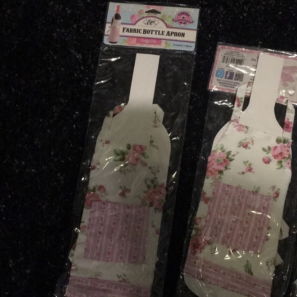 Fabric bottle apron